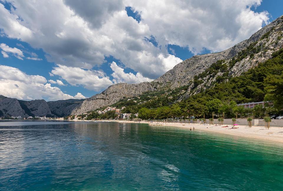 Hotel Tourist Settlement Brzet à Omiš Extérieur photo